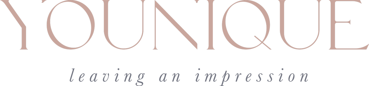 Logo Younique